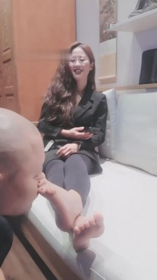 【女王菲主】拖鞋耳光闻脚 bf8946-HD绳艺资源网