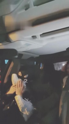 【巴莉女王】诱惑专车司机舔棉袜脚 bf8471-HD绳艺资源网