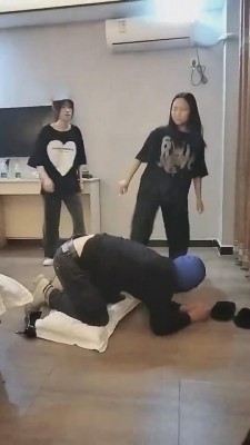 【德意男神】双素人女神提档/坐脸/耳光 bf8848-HD绳艺资源网