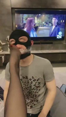 【歌迪丝】胶带窒息-臭脚熏晕 bf5127 套路资料库 第2张