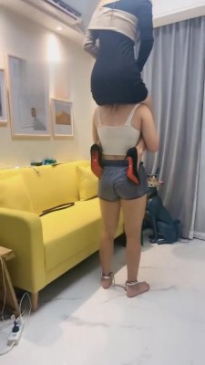 【女攻驾到】全体重踩踏女奴 bf1244 套路资料库 第8张