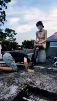 【暴力美学】户外舔靴子踩踏 bf1632-HD绳艺资源网
