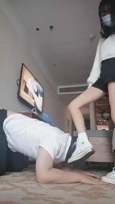 【00小主十言】高帮帆布鞋白袜羞辱老狗 bf2130-HD绳艺资源网