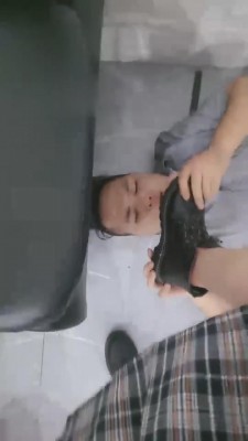 【滔滔】下雨天也抵挡不了犯贱 bf2232-HD绳艺资源网