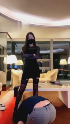 【仙女殿下】网红模特黑丝美腿诱惑调 G-210802-2-HD绳艺资源网