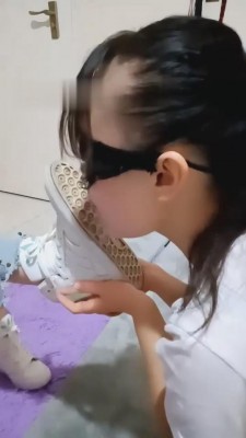 【女慕乐】舌头清理主人鞋底美足 G-210823-3-HD绳艺资源网