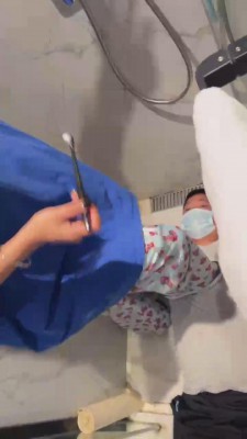 【伊莉S】学生情侣主羞辱班主任 bf16005-HD绳艺资源网