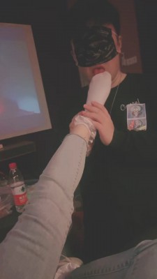 【桃子老师】私人影院恋足调 bf20302-HD绳艺资源网