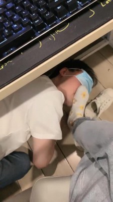 【嘟嘟】网吧专用舔脚狗 bf23549-HD绳艺资源网