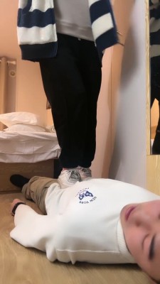 【诗酒S】脏小白鞋棉袜踩狗 bf23511-HD绳艺资源网