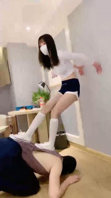 【浅夏大大】运动小妹踩踏狗舔脏鞋底 bf23798-HD绳艺资源网