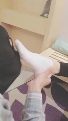 【美娜格格】瑜伽教练惩罚-强迫吃白袜 bf25185 套路资料库 第7张