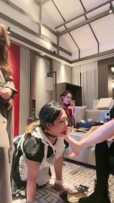 【微因】精彩-4S开发女仆店员工/狗爬/圣水【四视角压缩版】bf25150 套路资料库 第11张