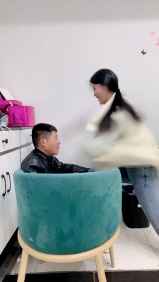 【孤傲女帝】超暴力连环耳光+踢踹 bf25800 套路资料库 第3张