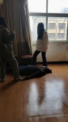 【最抗揍M】双S学生精神小妹暴力调-踢踹/运动鞋踩/骑马转胯 bf26124-HD绳艺资源网
