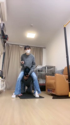 套路直播视频【暴力美学】面试圈养奴-骑马转胯-小白鞋提档-白棉袜塞嘴 bf26308-HD绳艺资源网