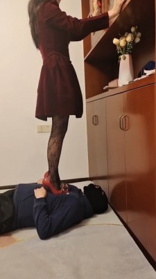【万灵】高跟黑丝+长靴全体重跳踩 bf26708-HD绳艺资源网