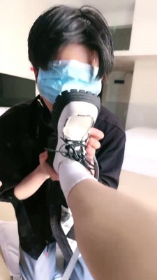 【靡兔】大学生主白袜裸足狠虐废物 bf27817-HD绳艺资源网