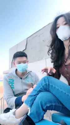 【禾末】户外大学体育场调-闻舔原味丝袜脚/运动鞋高跟鞋/喝圣水 bf27935-HD绳艺资源网