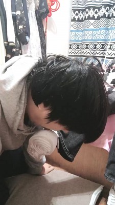 【奶味小仙女】近距离调肥宅-运动鞋踩/闻鞋窝/闻舔白棉袜jio bf28285-HD绳艺资源网
