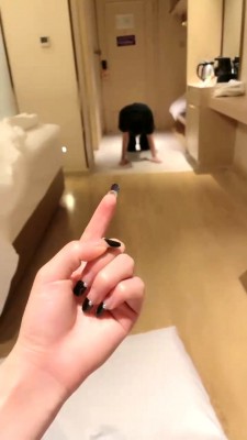 【小痴大大】JK洛丽塔皮鞋白袜-竖中指羞辱/鞋插嘴/掐脖窒息 bf28456-HD绳艺资源网