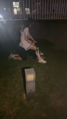 【素人星探】户外172女神骑马/踩脖子/遛狗/闻脚-HD绳艺资源网