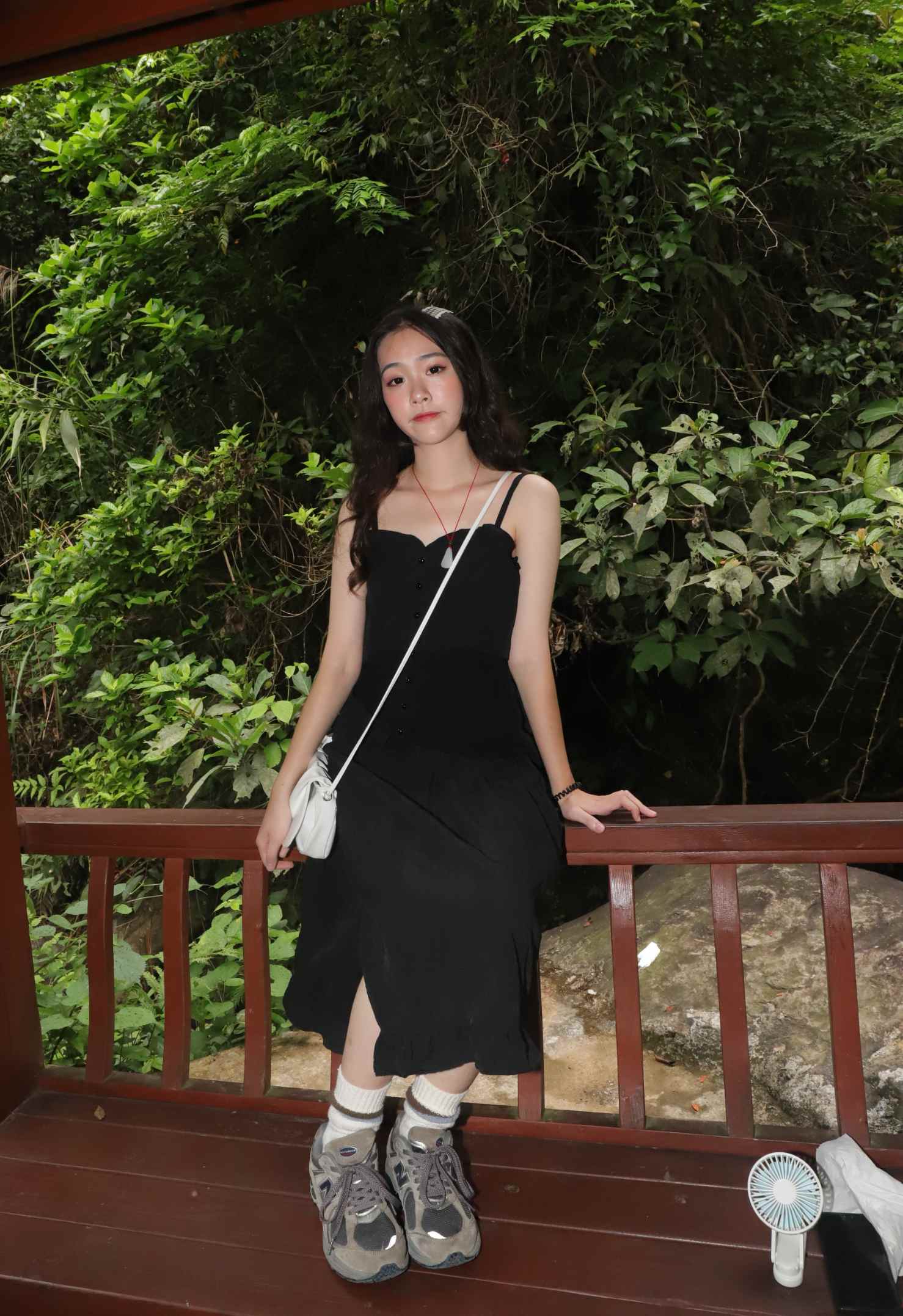 [Pary学生模拍]009 超美女神琪琪美妆照，把脚趾捆起来-HD绳艺资源网