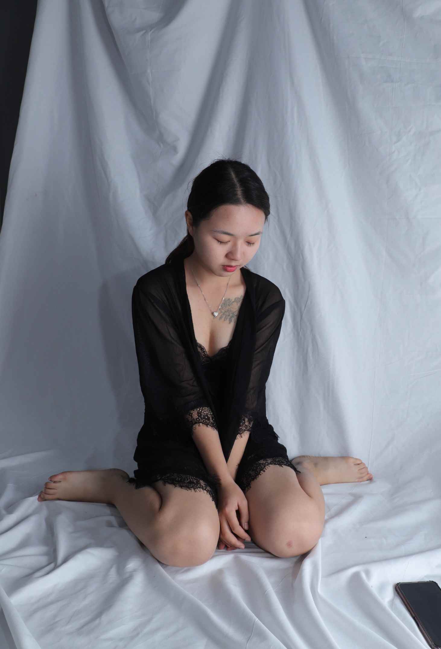 [Pary学生模拍]027 淇淇穿上调情装秀美脚-HD绳艺资源网