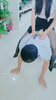 【梦幻大大】骑马爬行/黑丝高跟诱惑舔-HD绳艺资源网