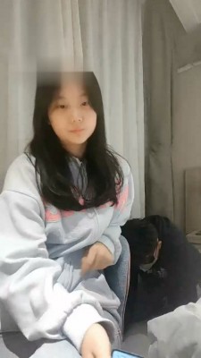 【小琪】素人学生主首调-运动鞋棉袜高跟裸足舔【完整版】-HD绳艺资源网