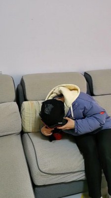 小婉大人 妹妹惩罚皮鞋踩踏甜鞋底踢裆-HD绳艺资源网