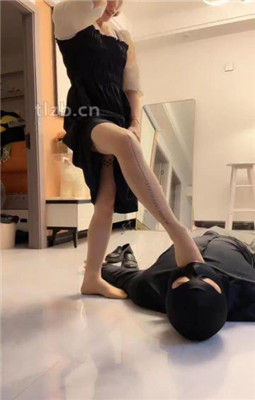 【尤物大大】三S-掐乳/插嘴/掐脖窒息/转胯踩踏【双视角版】-HD绳艺资源网