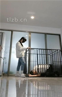 【悦主大大】圈养奴化-转胯骑马-囚禁狗笼-舔白袜裸足-HD绳艺资源网