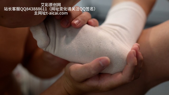 女神穿了一周的超重口臭棉袜羞辱除臭，脚耳光，发黄棉袜加臭汗脚深喉 YC-230912-6 网友原创 第4张