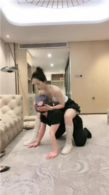 【维妮】双S-各种鞋连环重度提档/转胯舔闻脏鞋臭袜【双视角版】 bf38554 网友原创 第14张