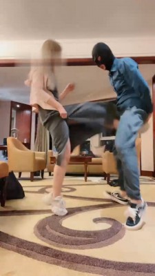 【梦樱】提档/小白鞋船袜辱/狗链遛狗/骑脖/高跟踩踏/坐脸窒息 bf30608 网友原创 第4张
