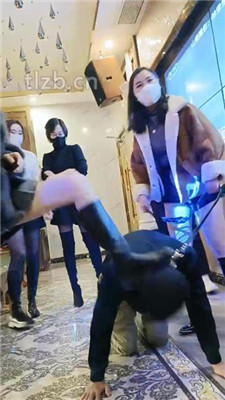 【素人星探】圈内KTV聚会群调-多S轮流虐狗【五视角完整版】 bf37013 网友原创 第2张