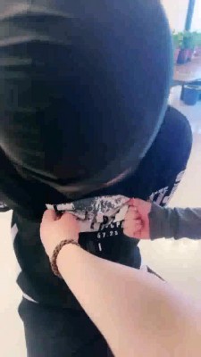 【宸宸】带素人入圈-反绑群殴-耳光虐乳/踢裆暴踹【完整版】 bf33413 网友原创 第5张