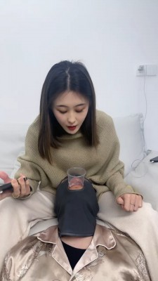 【狗哥】超强重口专场-口水+咀嚼物喂食/闻舔原味白袜 bf26386 网友原创 第2张