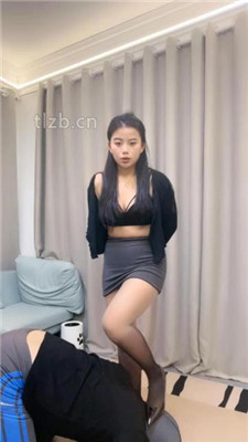 【伊诺】跪舔黑丝高跟/转胯/鞭打/人体座椅-HD绳艺资源网