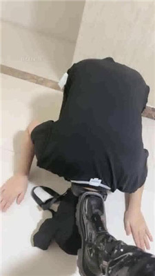 【狐妹】跪舔长靴高跟黑丝jio-HD绳艺资源网