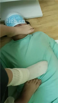 【酱酱果】姐妹花首调猥琐邻居【完整版】-HD绳艺资源网