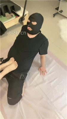 【苒溪】双S-家奴伺候素人闺蜜-品尝玉足-HD绳艺资源网