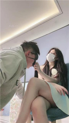 【月影儿】开发暗恋者做狗-高跟踩踏/脚插嘴 网友原创 第16张