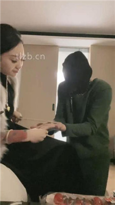 【小月牙】狗链拴丧家之犬-虐乳/藤条抽/闻舔高跟/卫生巾辱 网友原创 第12张