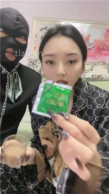 【小月牙】训练厕奴-踩踏/头压马桶/口水吐脸/赏赐圣水/胶带裹脸 网友原创 第15张
