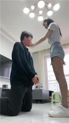 【樱木花椒】调00后小笨狗-手脚耳光/踢裆恋足 网友原创 第19张