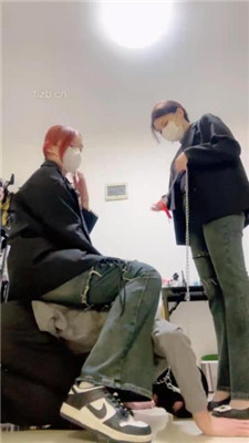 【甜心教主】双S-鞋碾压踩/揪耳朵/舔口水鞋底/腿夹【双视角版】-HD绳艺资源网