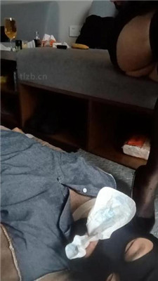 【苏州KK】卫生巾贴嘴/灌圣水/高跟黑丝碾压踩/喂食咀嚼物 网友原创 第5张