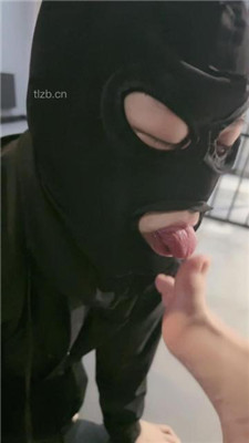 【黑兔】严刑逼供教训犯人-舔脏老爹鞋/吊绑虐打/狗链遛狗 网友原创 第17张